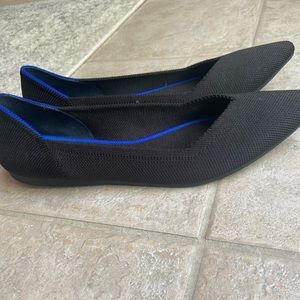 Rothy’s black pointy toe flats
